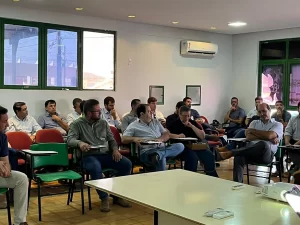 Leia mais sobre o artigo SRRV e entidades do agro se reuniram para debater estratégias de controle do milho tiguera